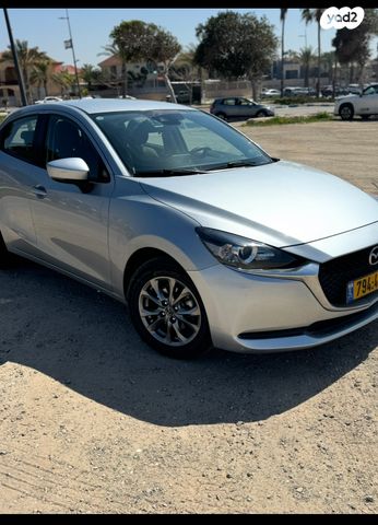 מודעת רכב מאזדה 2