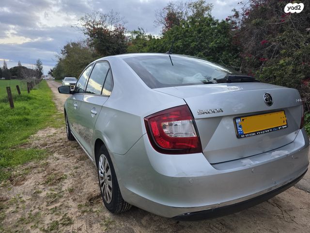 סקודה ראפיד