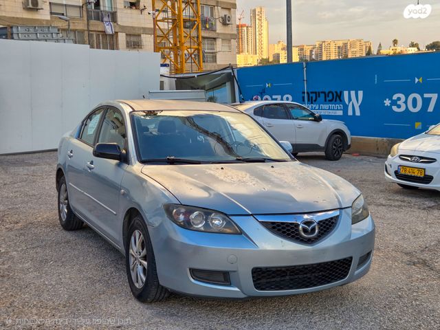 מאזדה 3