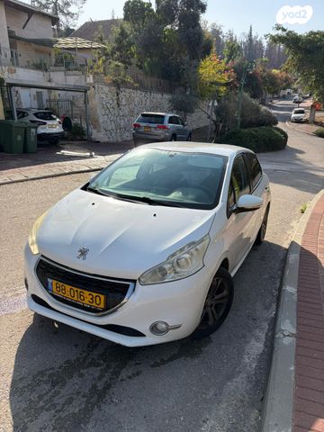 מודעת רכב פיג'ו 208