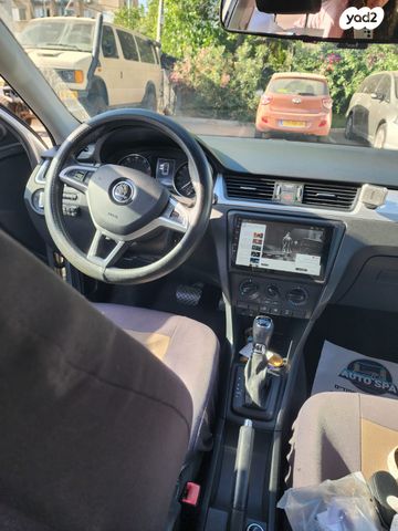 סקודה ראפיד