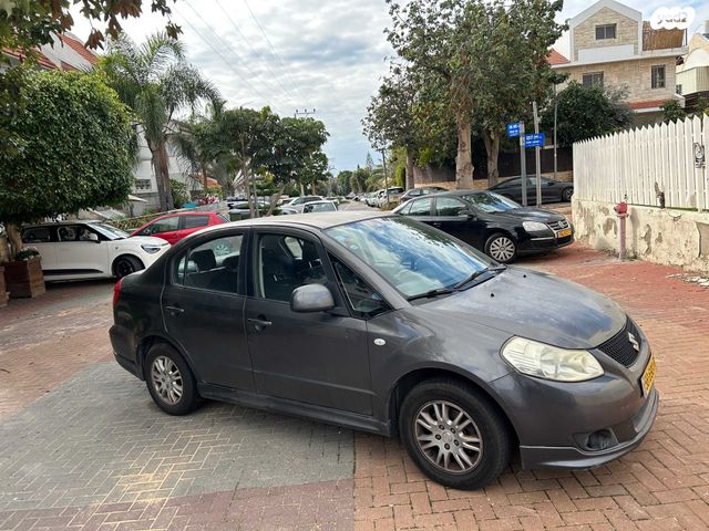 סוזוקי SX4