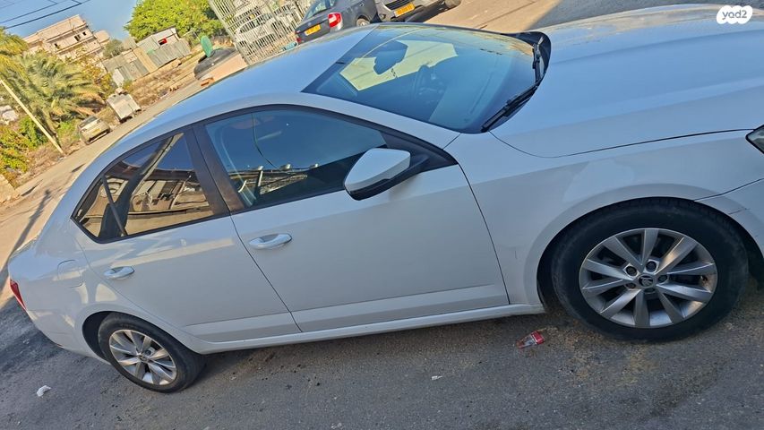 סקודה אוקטביה 