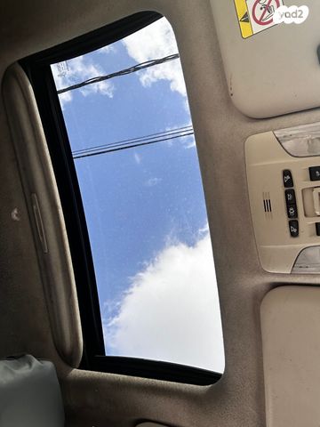 מודעת רכב טויוטה קורולה