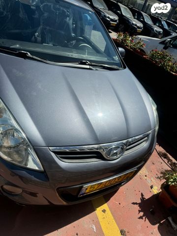 יונדאי i20