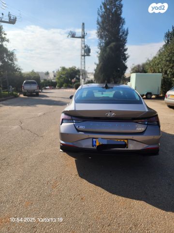 יונדאי אלנטרה