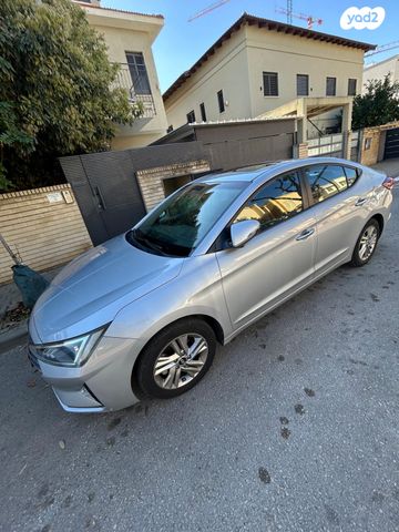 יונדאי אלנטרה