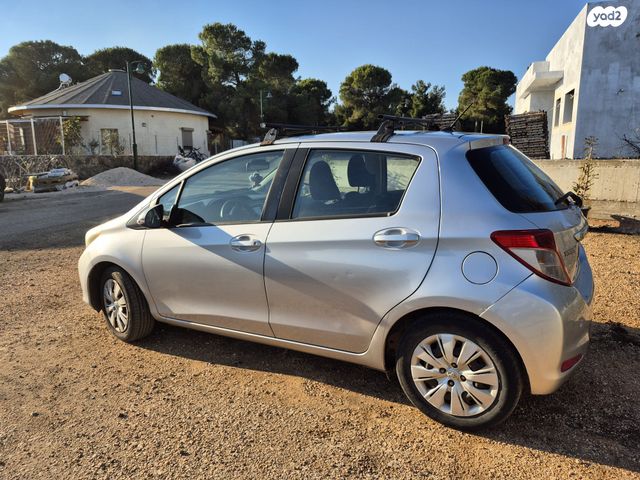 מודעת רכב טויוטה יאריס