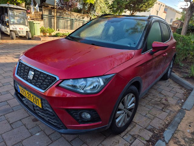 מודעת רכב סיאט ארונה