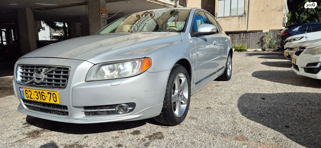 וולוו S80