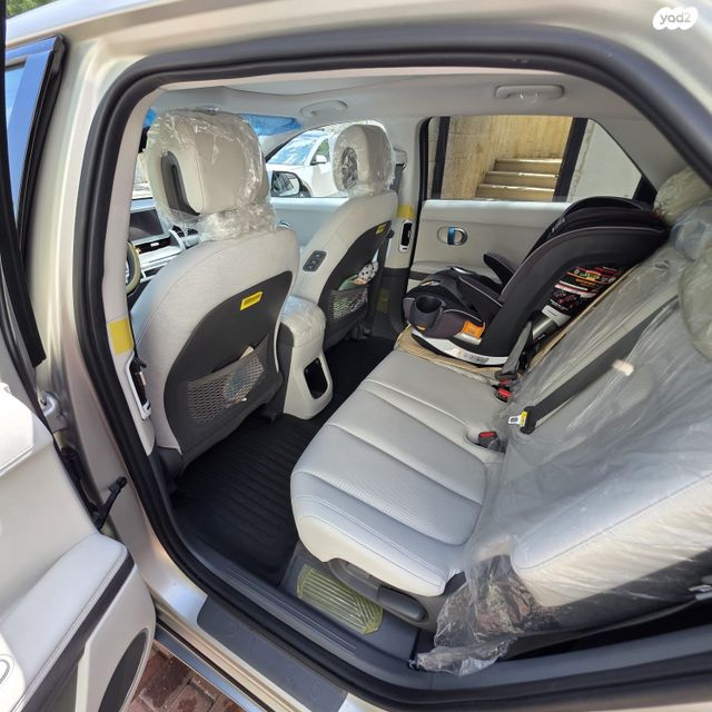 יונדאי איוניק 5