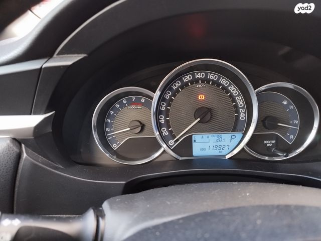 טויוטה קורולה