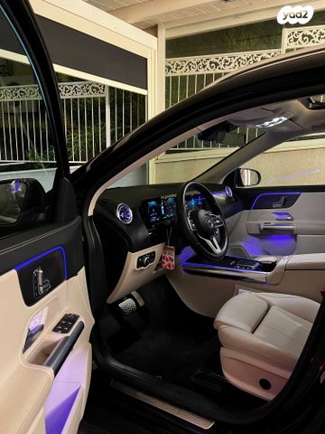 מרצדס-בנץ EQA