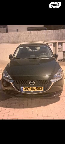 מודעת רכב מאזדה 2