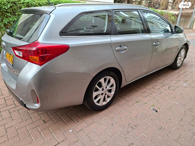 טויוטה אוריס