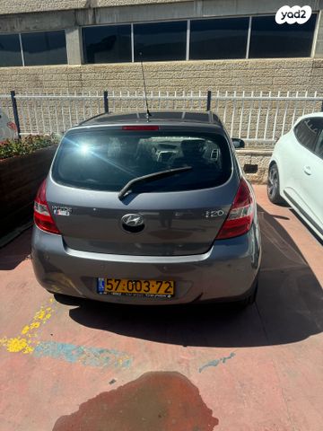 מודעת רכב יונדאי i20