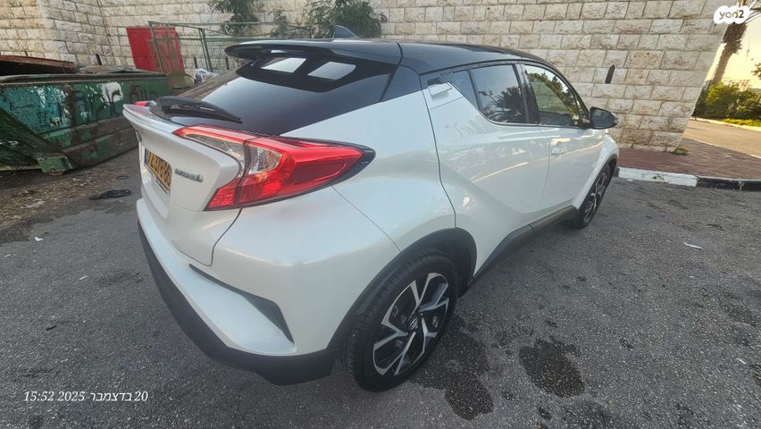 טויוטה C-HR