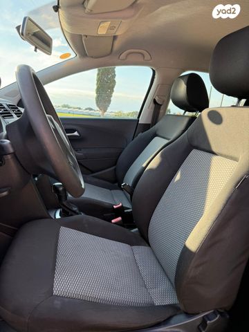 פולקסווגן פולו 