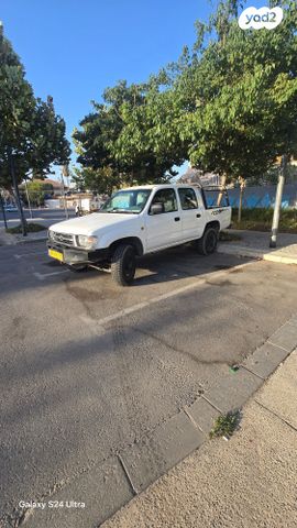 מודעת רכב טויוטה היילקס