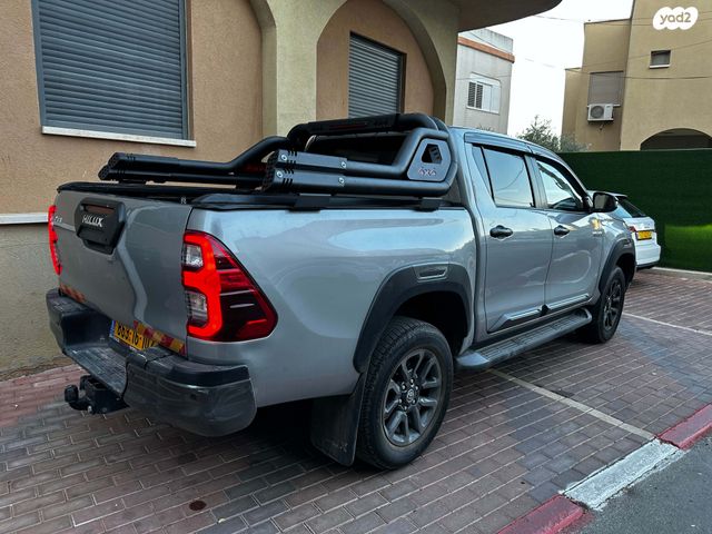 טויוטה היילקס