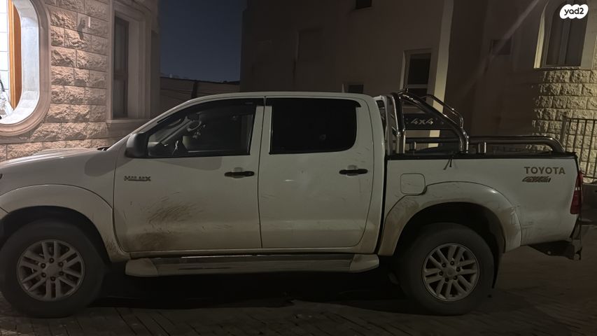 מודעת רכב טויוטה היילקס