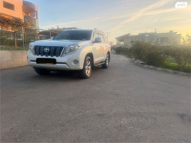 מודעת רכב טויוטה לנד קרוזר