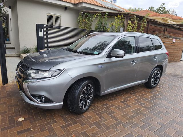 מודעת רכב מיצובישי אאוטלנדר