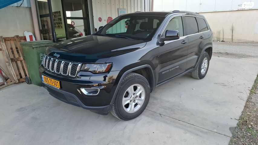 מודעת רכב ג'יפ גרנד צ'ירוקי