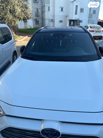 מודעת רכב טויוטה RAV4