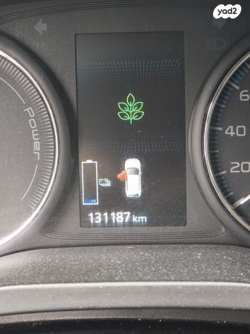 מיצובישי אאוטלנדר