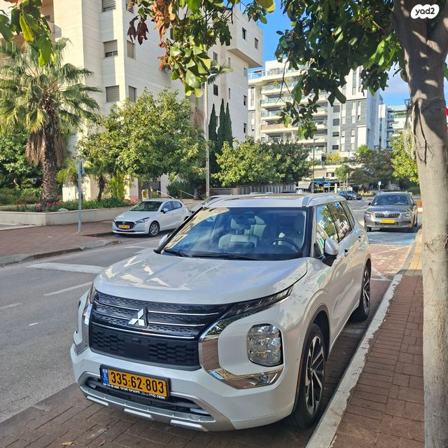 מודעת רכב מיצובישי אאוטלנדר