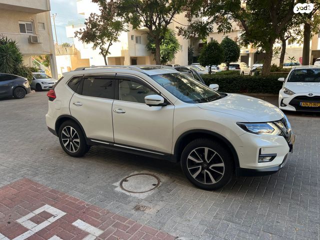 ניסאן אקס טרייל