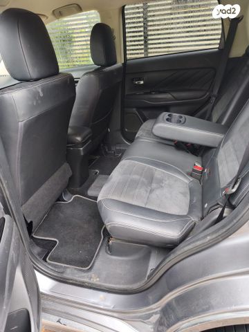 מיצובישי אאוטלנדר