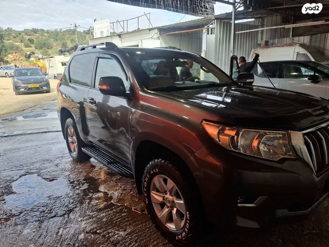 מודעת רכב טויוטה לנד קרוזר