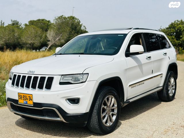 מודעת רכב ג'יפ גרנד צ'ירוקי