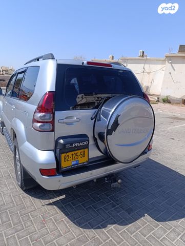 טויוטה לנד קרוזר