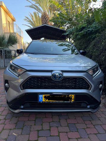 מודעת רכב טויוטה RAV4