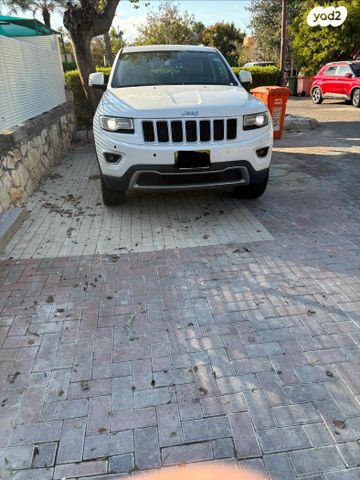 מודעת רכב ג'יפ גרנד צ'ירוקי