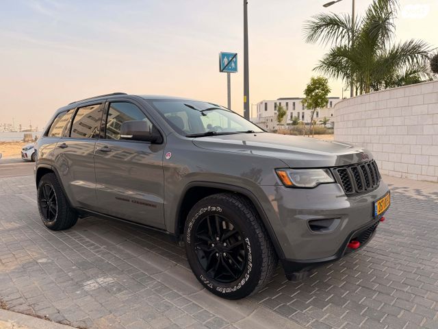 ג'יפ גרנד צ'ירוקי