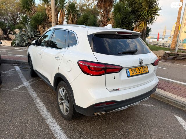 אם ג'י EHS PHEV