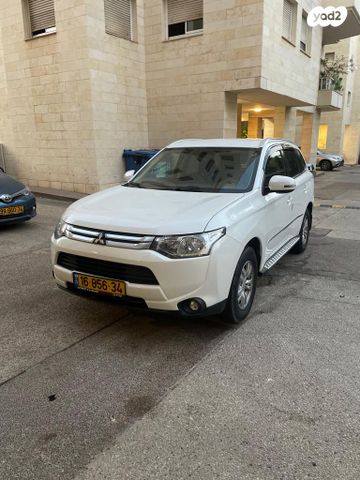 מיצובישי אאוטלנדר