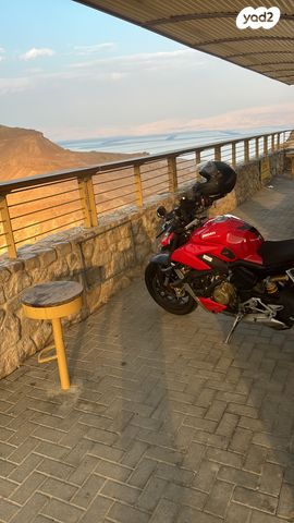 דוקאטי סטריטפייטר