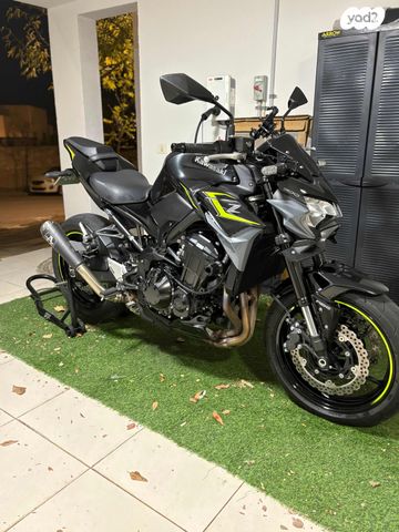 קאוואסאקי Z900