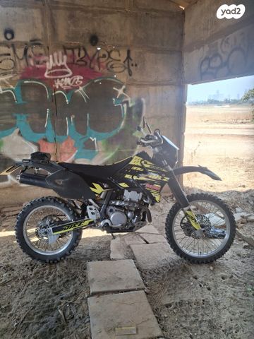 סוזוקי DRZ400S