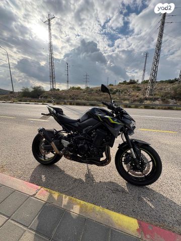קאוואסאקי Z900