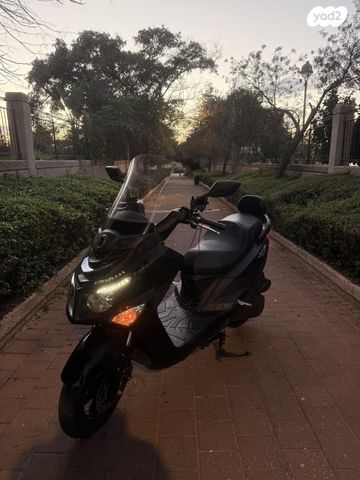 מודעת רכב סאן יאנג ג'וי רייד 200