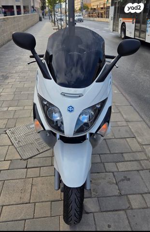 מודעת רכב פיאג'ו X-Evo 250