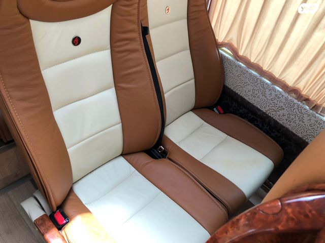 מיניבוסים ורכבי הסעות