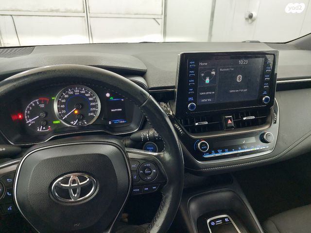 טויוטה קורולה