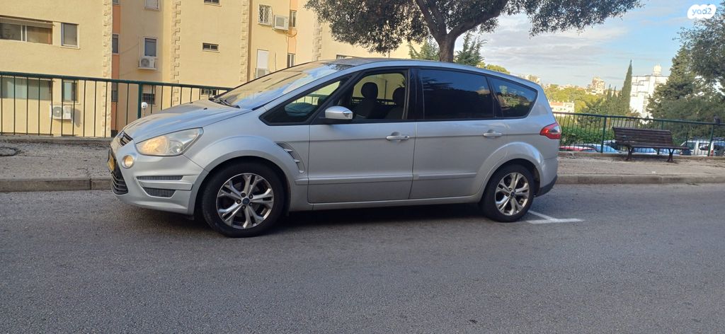 מודעת רכב פורד S-מקס